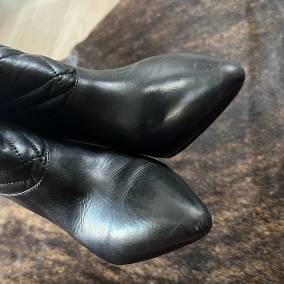 Charles David Ankle Boots - Picture 4 of 9